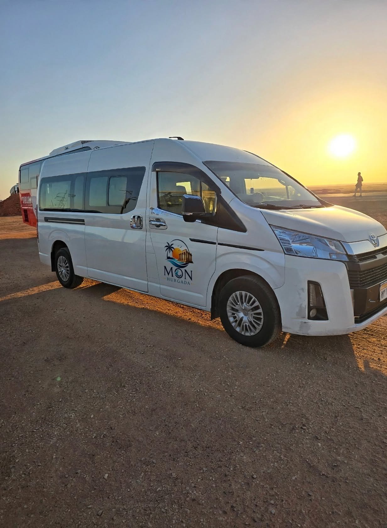 Mon Hurghada air-conditioned van