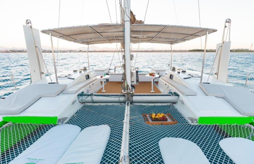 Catamaran deck with nets